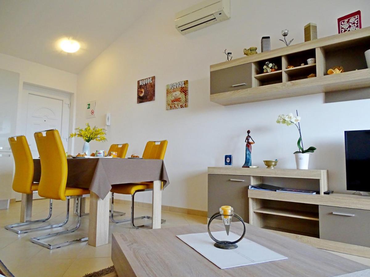 Apartment Bellavista Novigrad  Luaran gambar